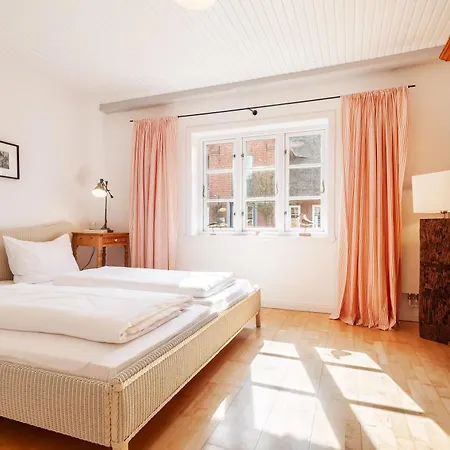 Holiday home Kurnkoomer Alkersum